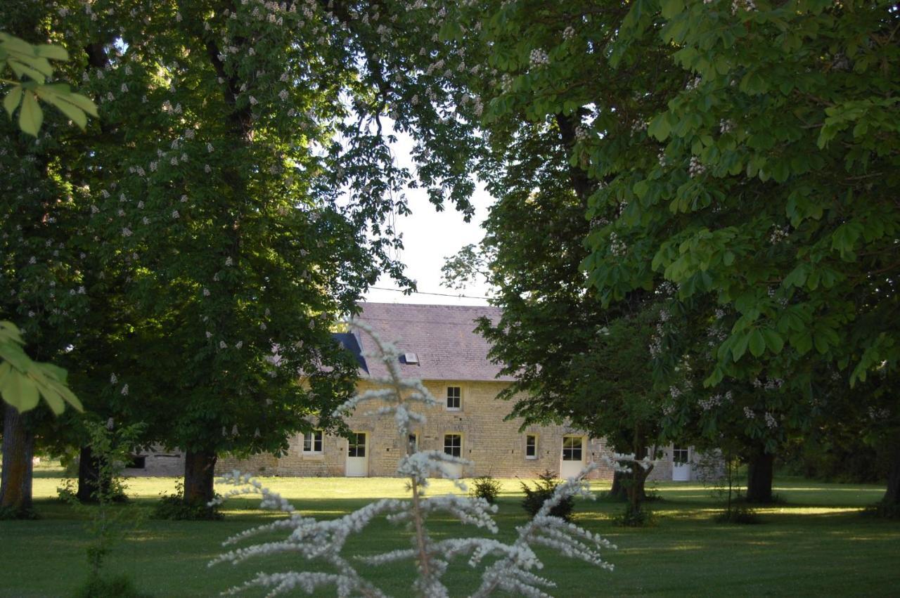 Gite Du Chateau Villa Marigny  Exteriör bild